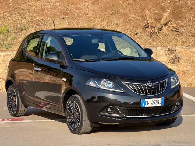 Lancia Ypsilon GOLD+NAVI CARPLAY+SENSORI+LED - foto 3 di 4