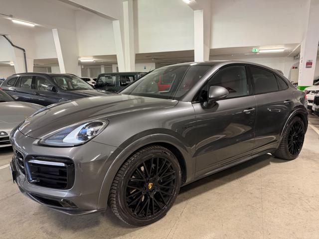 Porsche Cayenne COUPE E-HYBRID#SPORTDESIGN#CHRONO#UNICOPROPRIETAR - foto 2 di 4