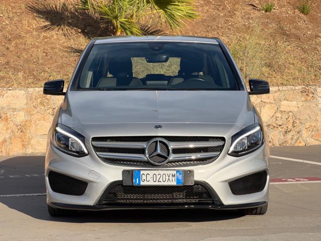 Mercedes-Benz B 200 D PREMIUM EDITION+PACK BLACK+F1+PELLE TOT+CARBONIO - foto 3 di 4