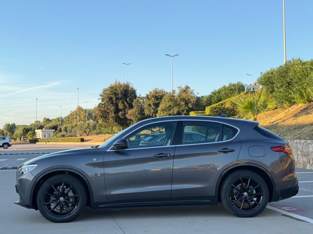Alfa Romeo Stelvio 210CV Q4 TI F1+PACKBLACK+AUTOPILOT+SEDRISC - foto 4 di 4