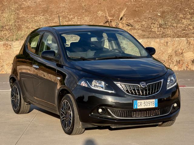 Lancia Ypsilon GOLD+RETROCAMERA+NAVI CARPLAY+LED - foto 4 di 4