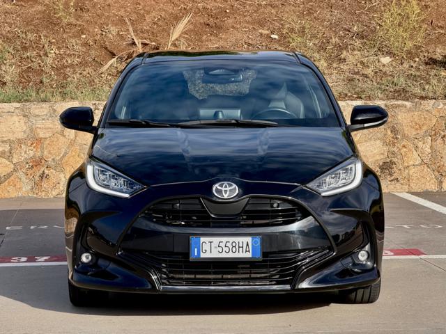 Toyota Yaris 1.5 130CV LOUNGE HYBRID+NAVI+ADAS+LED+PELLE+RCAM - foto 2 di 4