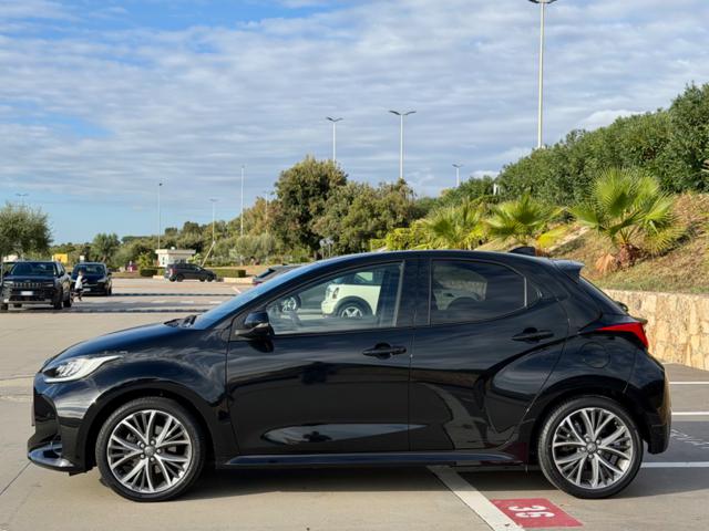 Toyota Yaris 1.5 130CV LOUNGE HYBRID+NAVI+ADAS+LED+PELLE+RCAM - foto 4 di 4