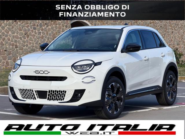 Fiat 600 KM0 LA PRIMA 100CV+CARPLAY WI-FI+18''+RCAM+2PDC, del 2026, 10 km, in vendita a Civitavecchia (RM)