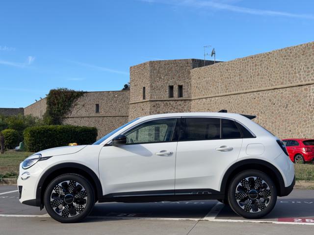 Fiat 600 KM0 LA PRIMA 100CV+CARPLAY WI-FI+18''+RCAM+2PDC - foto 4 di 4