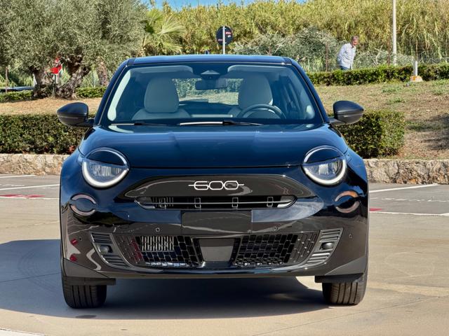 Fiat 600 BUSINESS 100CV+CPLAY WI-FI+VIRTUAL COCKPIT+RCAM BE - foto 2 di 4