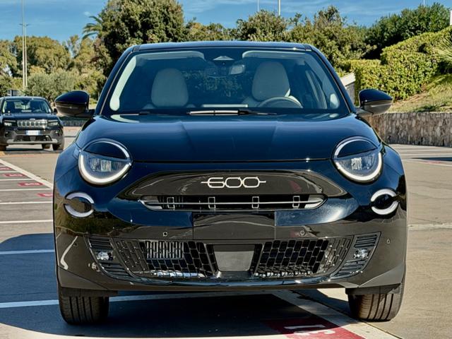 Fiat 600 KM0 LA PRIMA 100CV+CARPLAY WI-FI+18''+RCAM+2PDC - foto 2 di 4