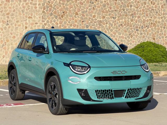 Fiat 600 ICON 100CV+CARPLAY WI-FI+VIRTUAL COCKPIT+PDC - foto 3 di 4