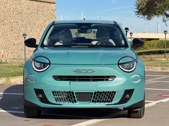 Fiat 600 ICON 100CV+CARPLAY WI-FI+VIRTUAL COCKPIT+PDC - foto 2 di 4