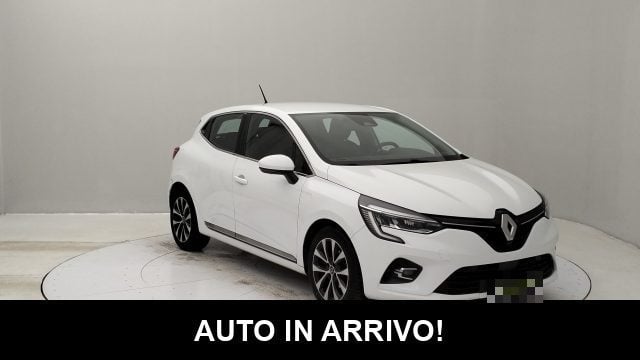 Renault Clio Blue dCi 100 CV 5 porte Evolution, del 2022, 28.500 km, in vendita a Vasto (CH)