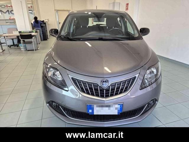 Lancia Ypsilon 1.0 FireFly 5 porte S&S Hybrid Gold - foto 4 di 4