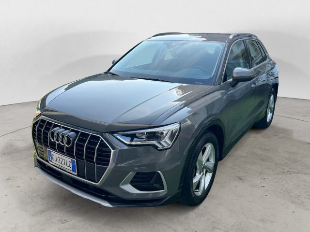 Audi Q3 2.0 35 TDI S Tronic Business Advanced usato a PALERMO