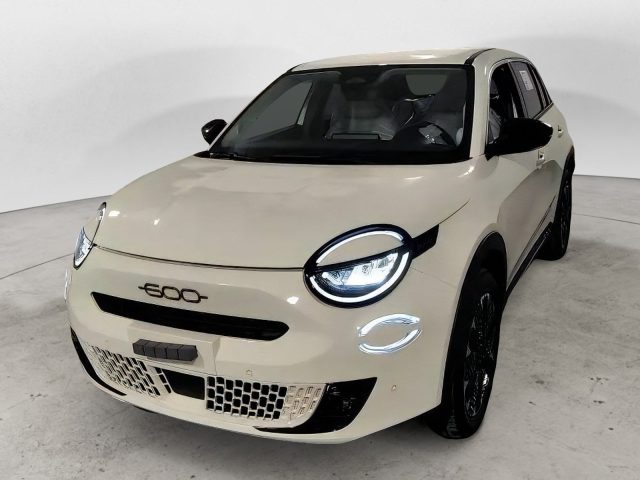 Fiat 600 600 Hybrid 110 CV DCT MHEV La Prima - foto 3 di 4