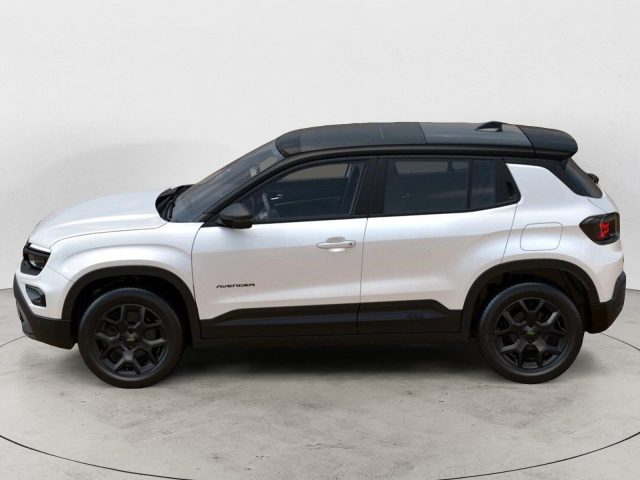 Jeep Avenger 4xe Hybrid 1.2 MHEV 4xe Overland - foto 3 di 4