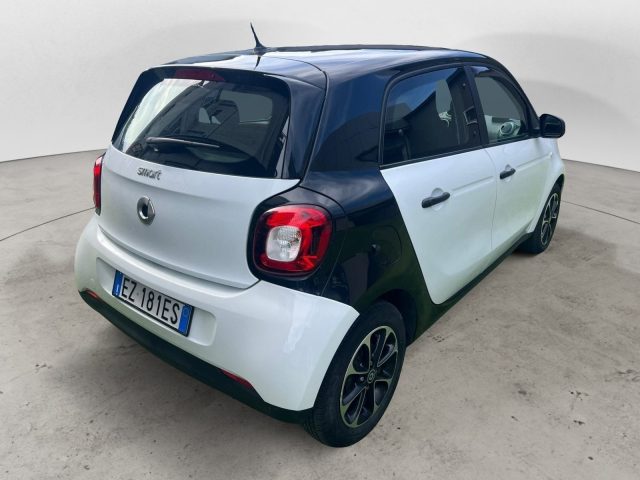 smart forFour 70 1.0 52kW youngster - foto 4 di 4