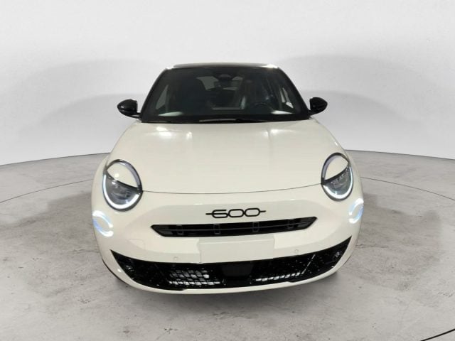 Fiat 600 1.2 Hybrid 145cv Sport - foto 2 di 4