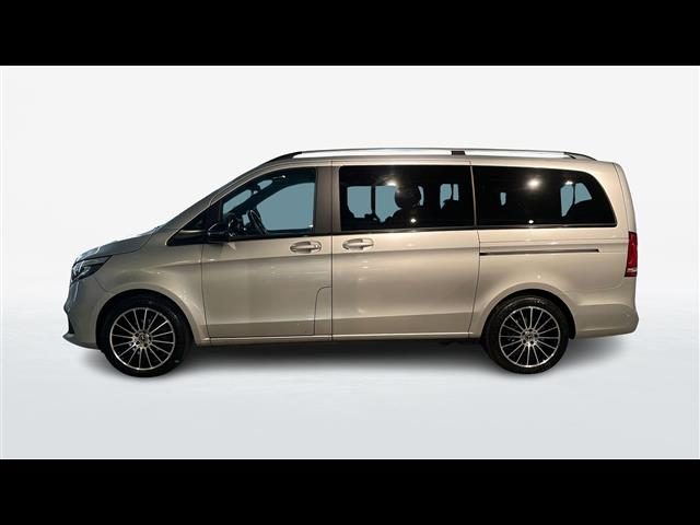 Mercedes-Benz V - iano Classe Long 220 D Premium 9G-Tronic Plus - foto 4 di 4
