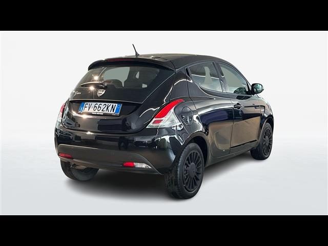 Lancia Ypsilon 5 Porte 1.2 69cv Elefantino S&S - foto 3 di 4