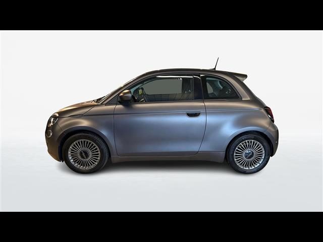 Fiat 500 e 42 kWh La Prima - foto 4 di 4