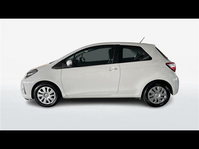 Toyota Yaris 3 Porte 1.0 VVT-i Cool my18 - foto 2 di 4