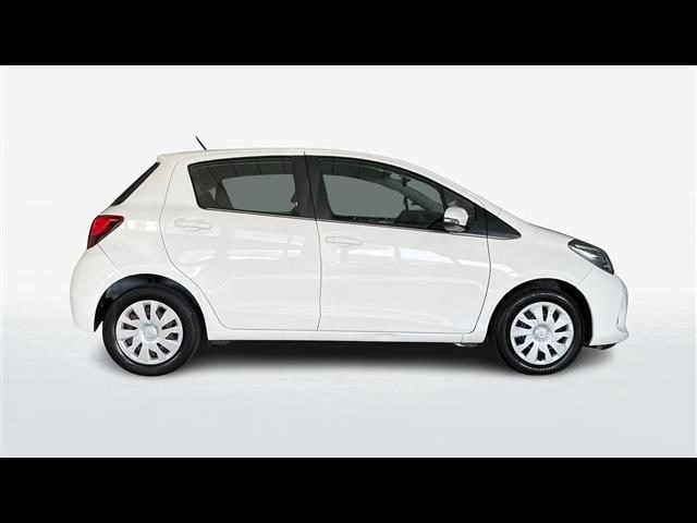 Toyota Yaris 5 Porte 1.0 Active - foto 4 di 4