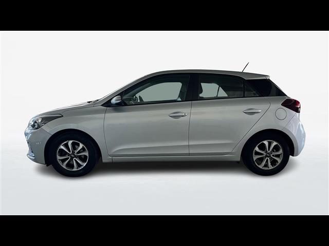 Hyundai i20 5 Porte 1.2 MPI 75cv Advanced - foto 2 di 4