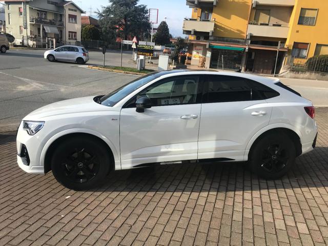 Audi Q3 1.5 IBRIDO-BENZ - S-LINE - foto 3 di 4