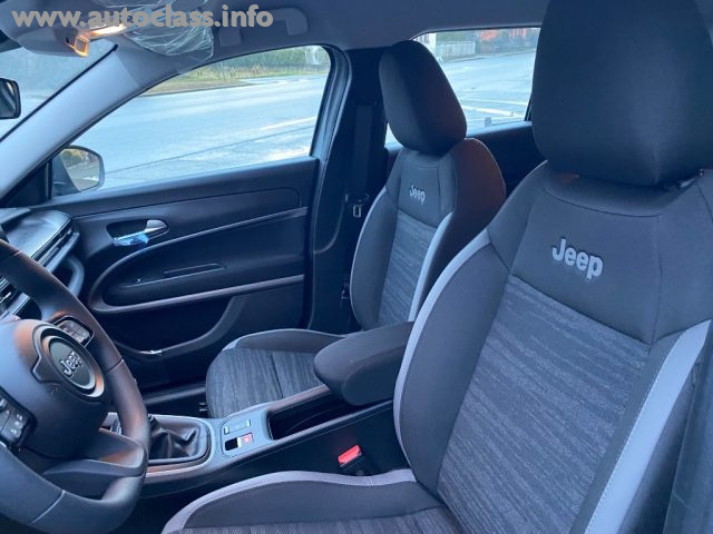Jeep Avenger 1.2 Turbo Longitude, del 2024, in vendita a Briga Novarese (NO)