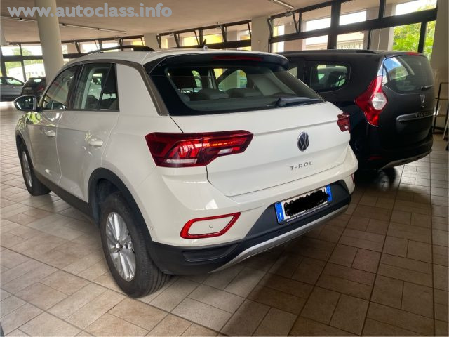 Volkswagen T-Roc 1.5 TSI ACT DSG Style - foto 2 di 4