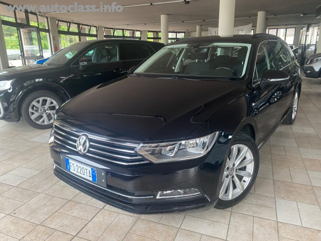 Volkswagen Passat Variant 2.0 TDI DSG Business BlueMotion Tech - foto 2 di 4