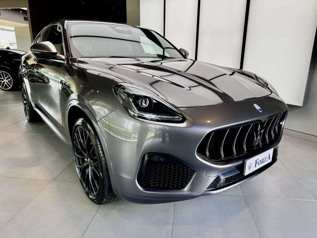 Maserati Grecale 2.0 mhev GT 250cv auto, Cechi 21", Pinze Gialle - foto 3 di 15