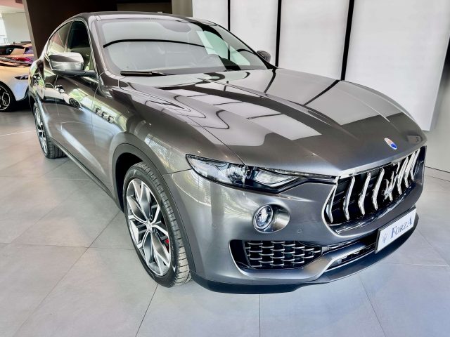 Maserati Levante V6 Diesel AWD 250 CV - foto 3 di 4