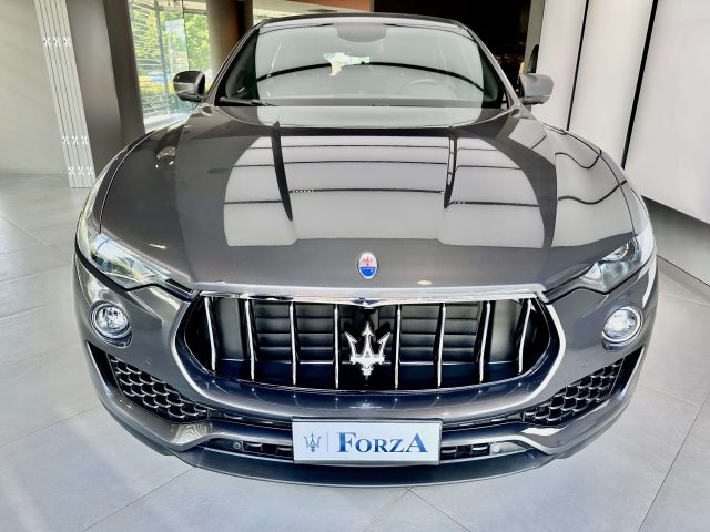Maserati Levante V6 Diesel AWD 250 CV - foto 2 di 4