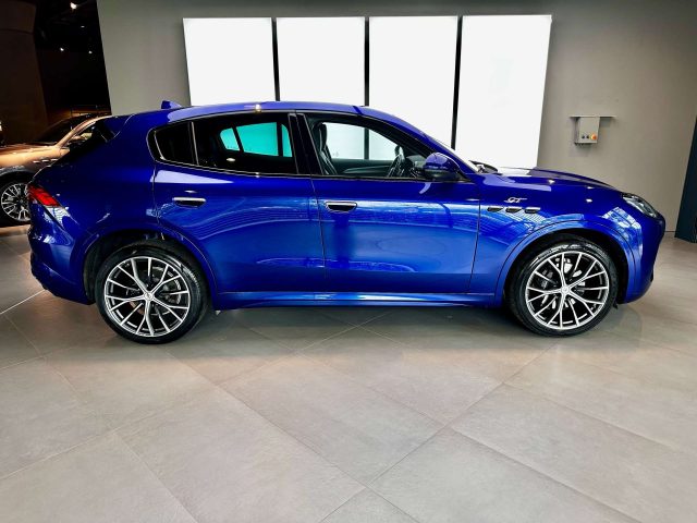 Maserati Grecale 2.0 mhev GT 250cv, Sport Pack, C. 21", Tel 360° - foto 4 di 4