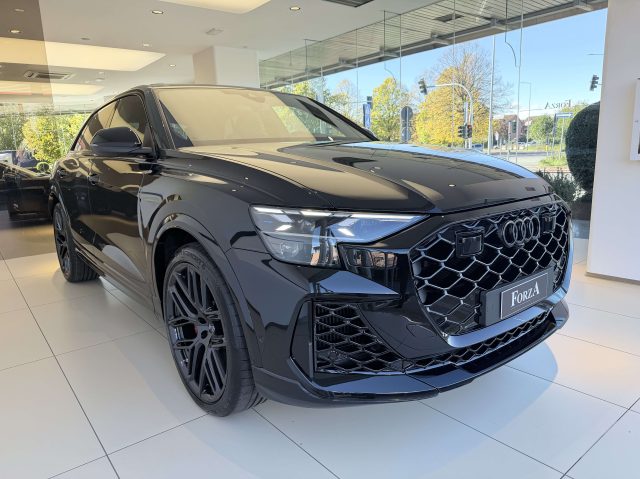 Audi RS Q8 Performance Quattro Tiptronic 640hp - foto 3 di 4