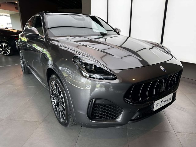 Maserati Grecale 2.0 mhev GT 300cv auto,Tetto Panorama, ADAS L1 - foto 3 di 4