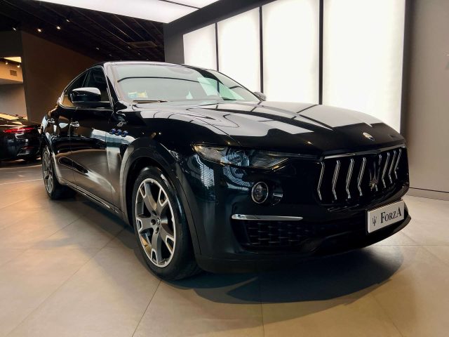 Maserati Levante 2.0 mhev GT 330cv auto - foto 3 di 4