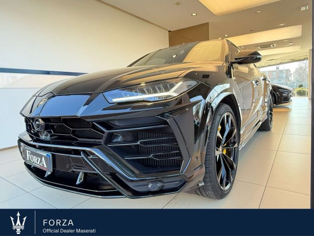 Lamborghini Urus PEARL CAPSULE usato a VENARIA REALE
