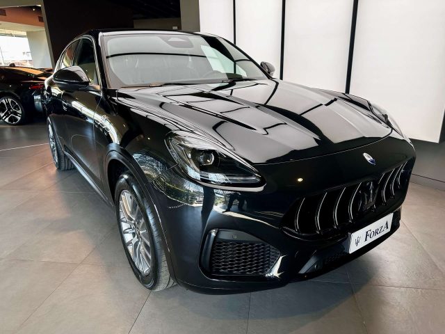 Maserati Grecale 2.0 mhev GT 250cv auto, Telecamera 360° - foto 3 di 4