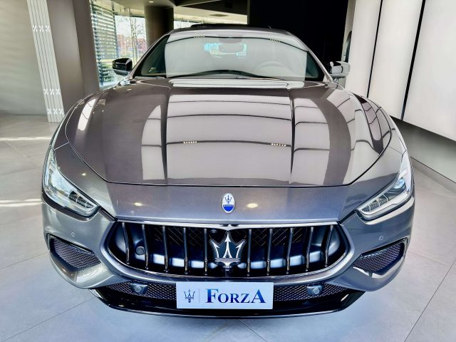 Maserati Ghibli 3.0 V6 Modena S Q4 430cv auto, NERISSIMO PACK - foto 2 di 4