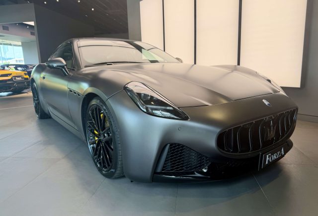 Maserati GranTurismo 3.0 V6 Nettuno awd 490 Cv , Grigio Maratea Matte - foto 3 di 4