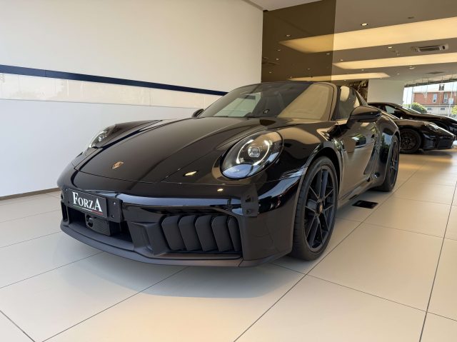 Porsche Targa 992.2 TARGA 4 GTS km 0 a VENARIA REALE