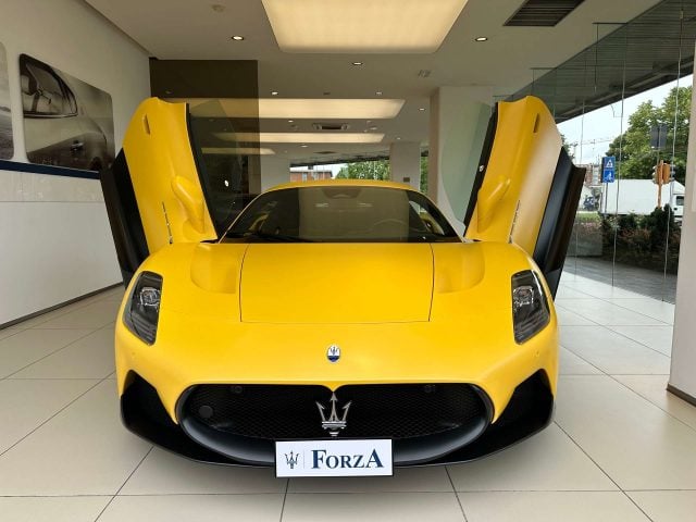 Maserati MC20 MC20 3.0 V6 630cv rwd auto, del 2023, 8.900 km, in vendita a Venaria Reale (TO)
