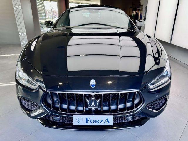Maserati Ghibli 3.0 V6 Modena S Q4 430cv auto, NERISSIMO PACK - foto 2 di 4