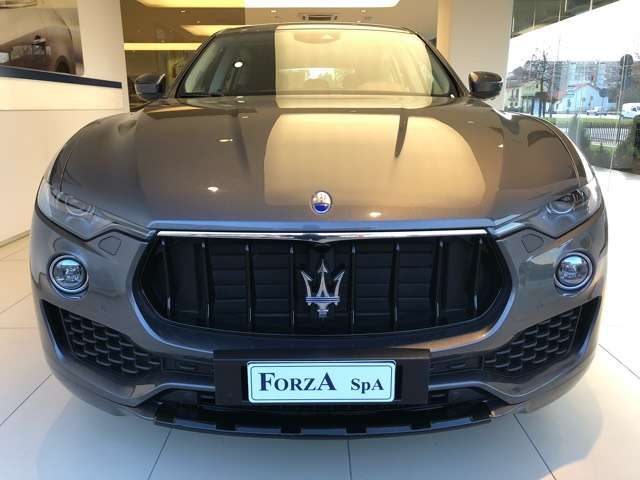 Maserati Levante V6 Diesel 250 CV AWD GranSport - foto 2 di 4