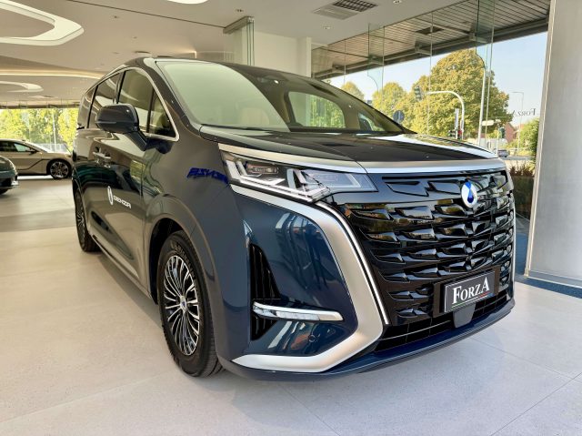 Denza D9 Ultimate PHEV AWD - foto 3 di 15