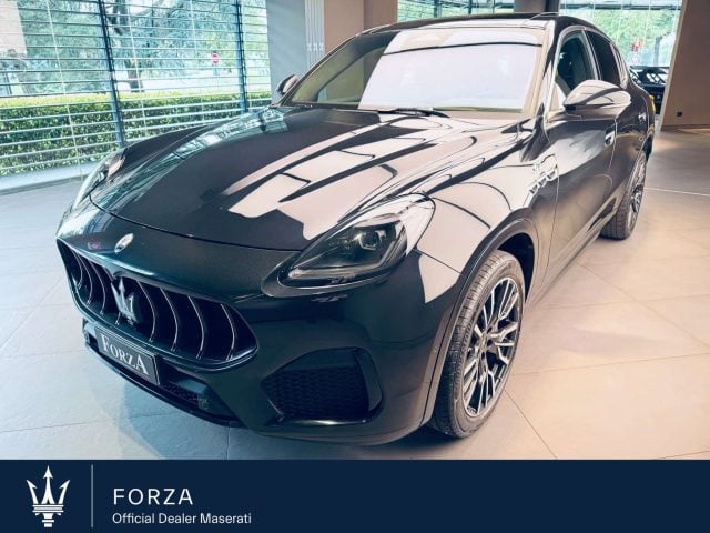 Maserati Grecale 2.0 mhev GT 250cv auto, Tetto Panorama Apribile, del 2025, 35.151 km, in vendita a Venaria Reale (TO)