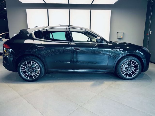 Maserati Grecale 2.0 mhev GT 250cv auto, Tetto Panorama Apribile - foto 4 di 4