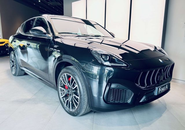 Maserati Grecale 2.0 mhev GT 300 cv auto, Tetto Panoramico Apribile - foto 3 di 4