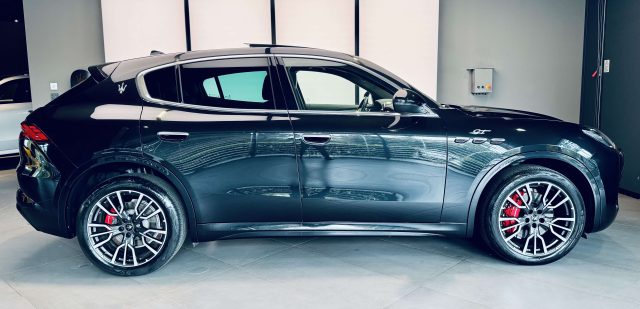 Maserati Grecale 2.0 mhev GT 300 cv auto, Tetto Panoramico Apribile - foto 4 di 4